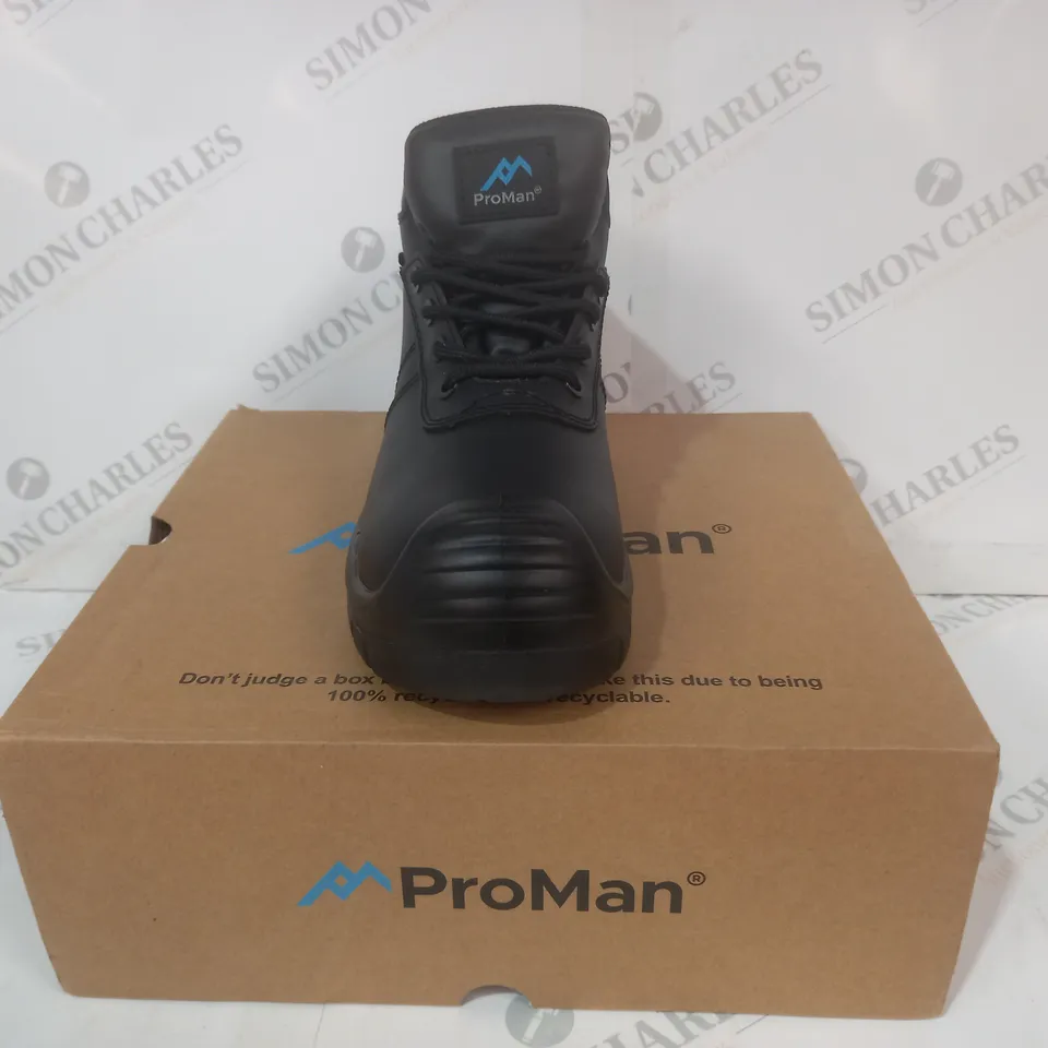 BOXED PAIR OF PROMAN WATERPROOF BOOTS IN BLACK EU SIZE 39