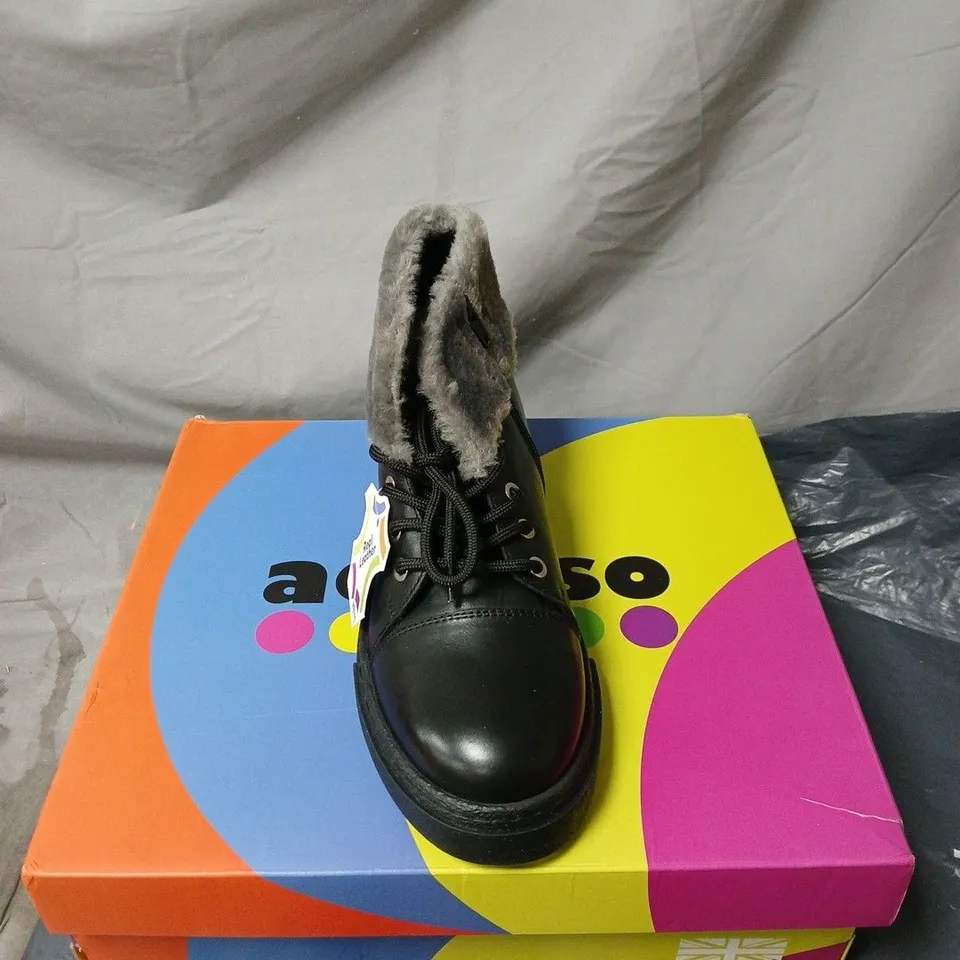 ADESSO ALOE BOOT LIQOURICE SIZE 41 BOXED