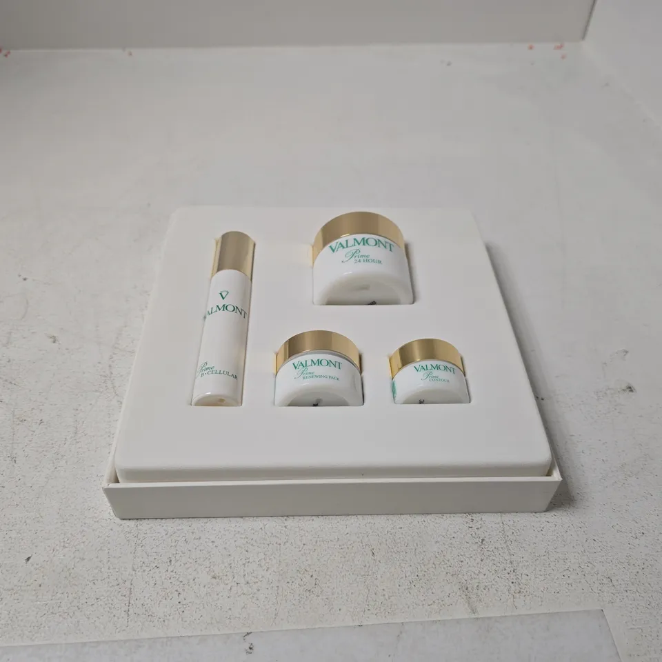 VALMONT ENERGIZE ME! PRIME 24 HOUR GIFT SET TO INCLUDE RENEWING PACK, CONTOUR ETC