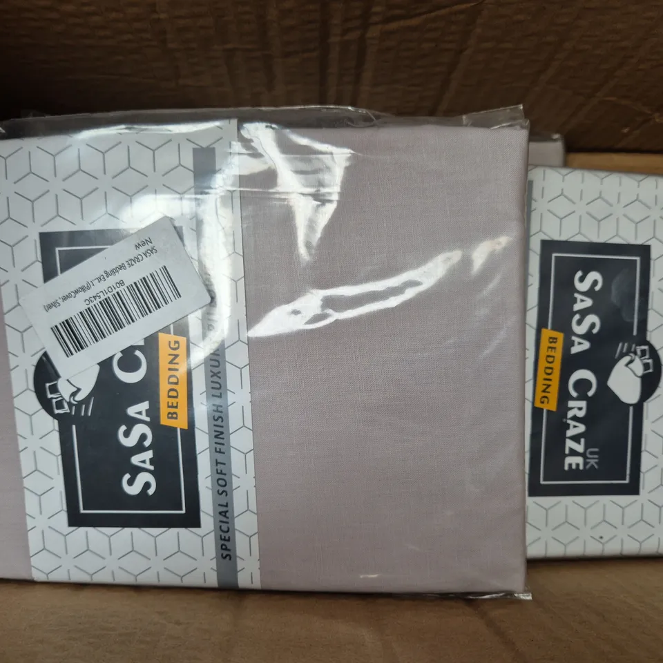 BOX OF APPROXIMATELY 10 ASSORTED SASA CRAZE PILLOWCASE PAIRS IN VARIOUS COLOURS, ETC