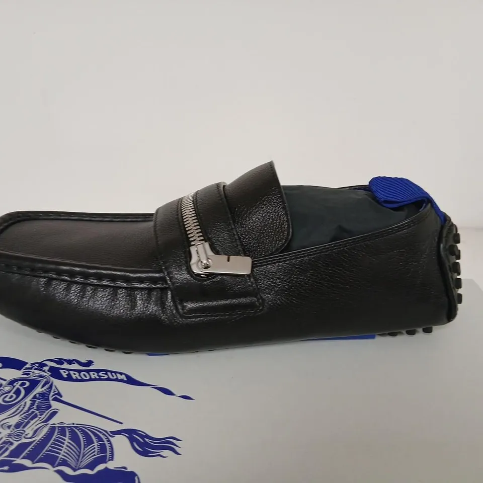 BURBERRY BLACK LEATHER LOAFERS WITH ZIP DETAIL – UK 8.5 (EU 42.5)
