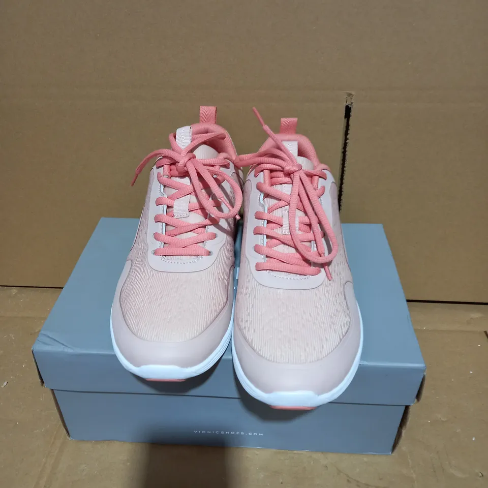 SIZE 5 VIONIC JOJO TRAINER ROSE
