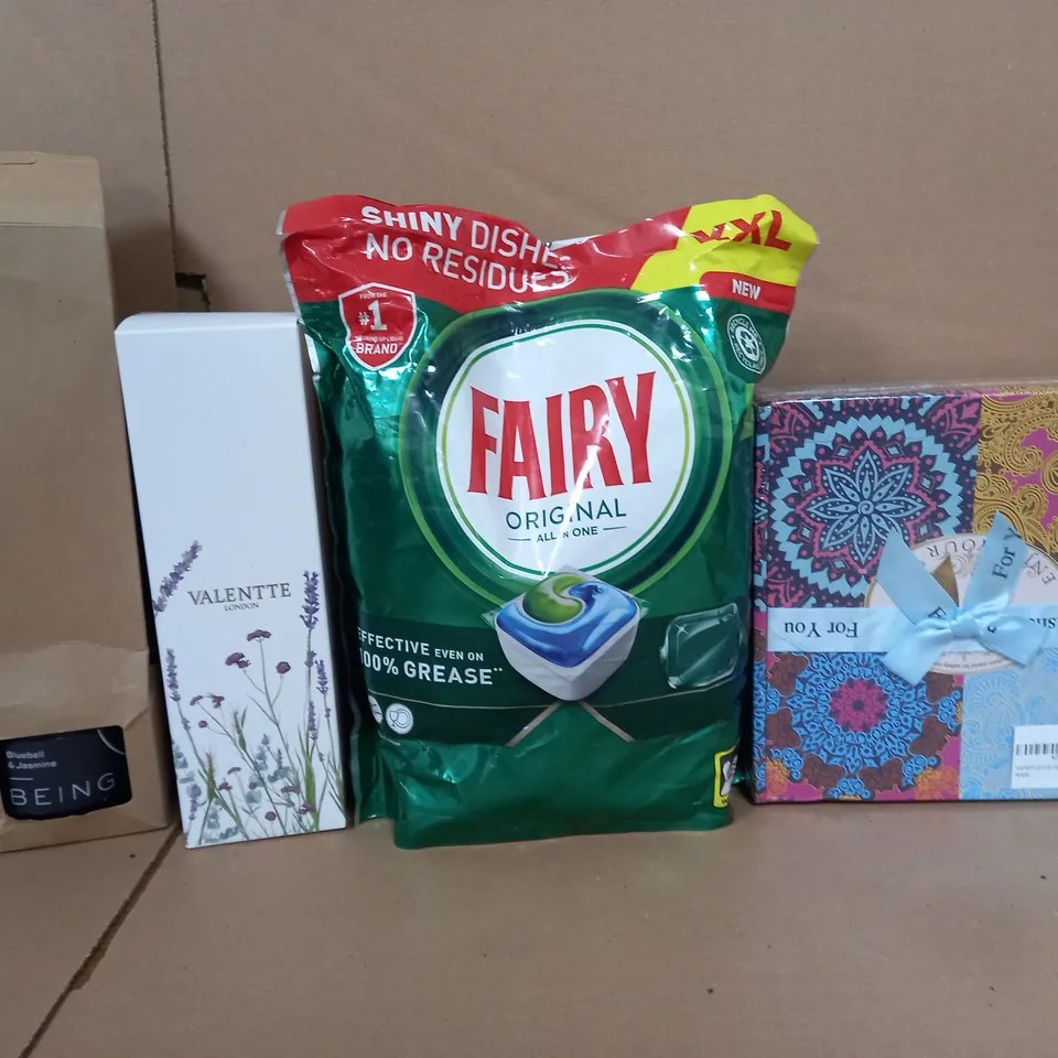 BOX OF APPROXIMATELY 8 ASSORTED ITEMS TO INCLUDE - VALENTTE DIFFUSER , FAIRY ORIGINAL ALL IN ONE , BEING BLUEBELL & JASMINE DIFFUSER ETC