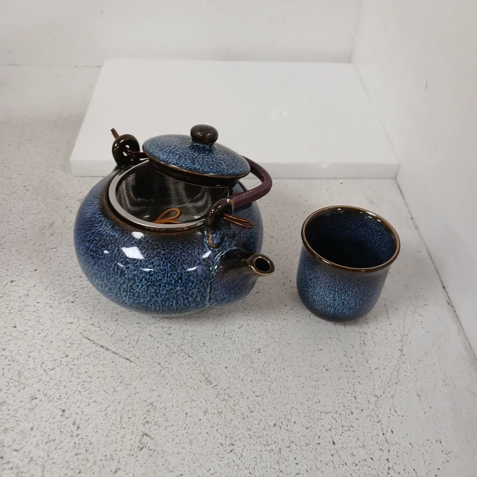 BLUE GLAZED CERAMIC TEAPOT WITH SIX MATCHING CUPS