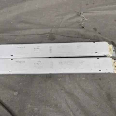 2 TRIDONIC T8 PRO HIGH FREQUENCY BALLAST 2/70