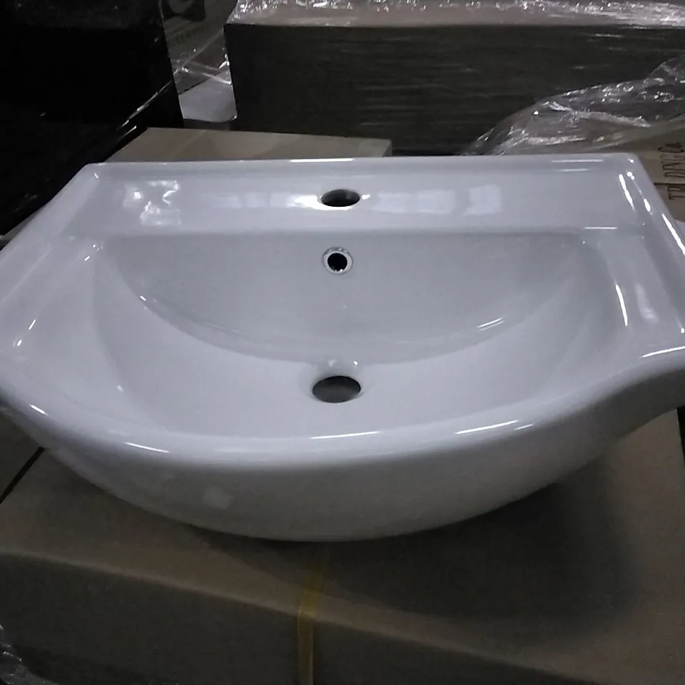 BOXED KAPRI CERAMIC BASIN 550MM WHITE