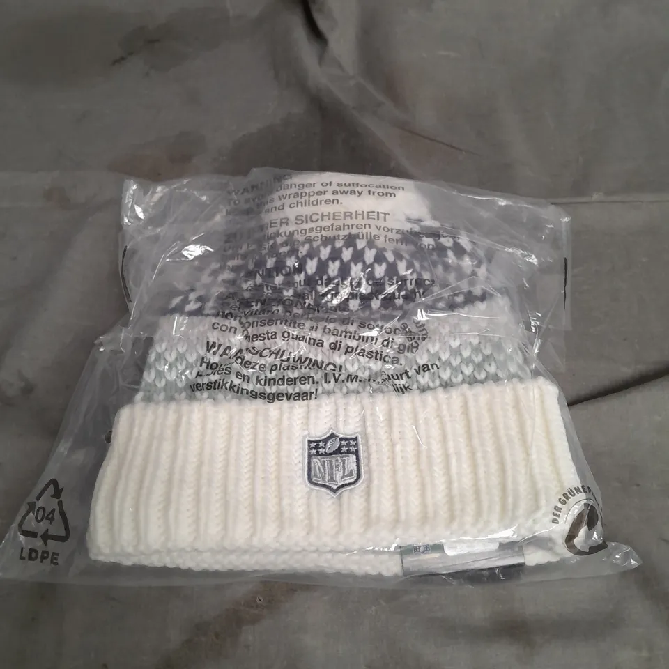 BAGGED NFL WOMENS POM KNIT BEANIE IN WHITE/NAVY MIX ONE SIZE