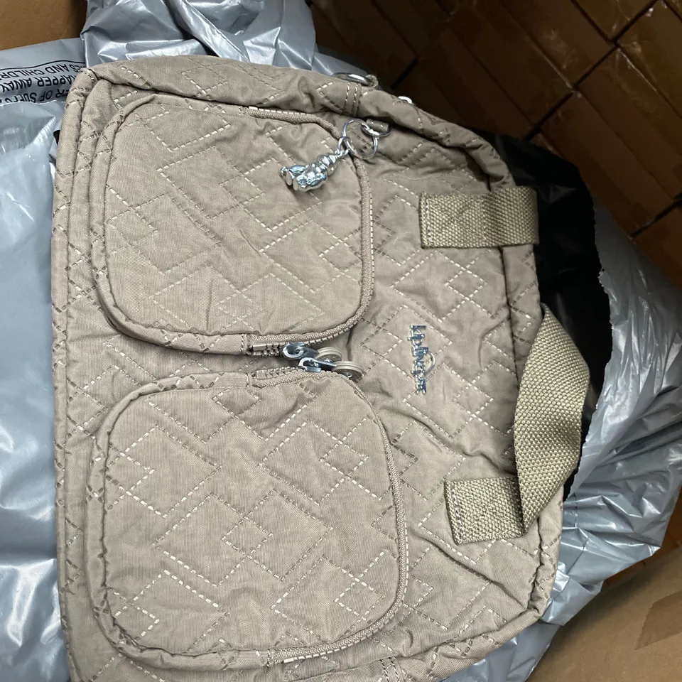 KIPLING TOMEE PREMIUM LARGE SHOULDER BAG