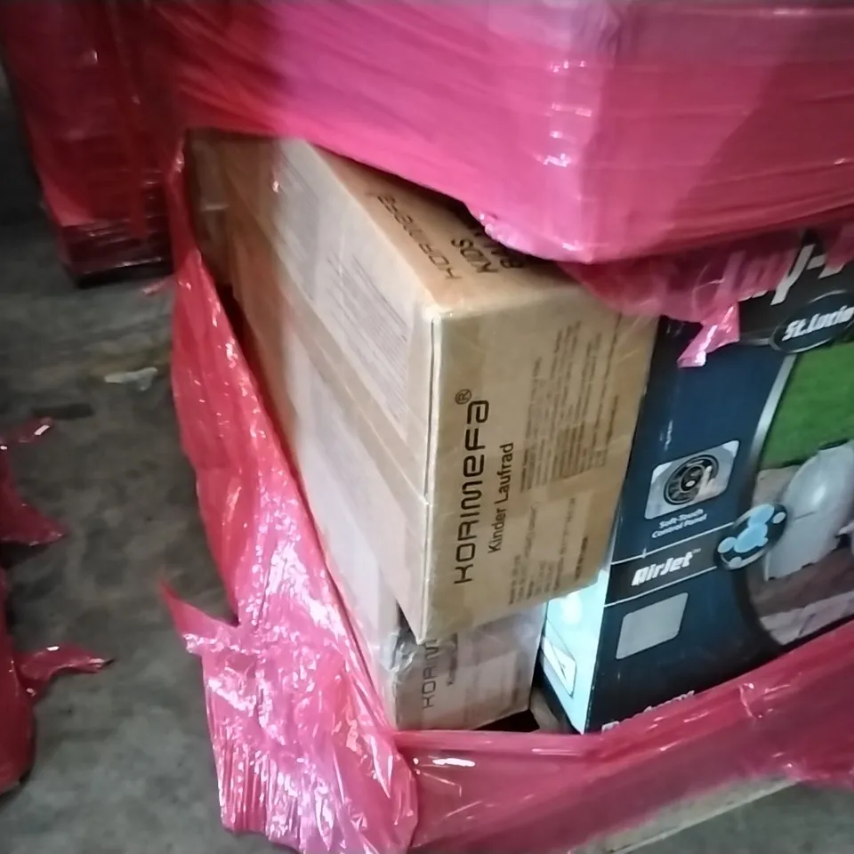 PALLET OF ASSORTED ITEMS TO INCLUDE: LAY-Z-SPA AIR JET HOT TUB, CORSAIR TC100 RELAXED GAMING CHAIR, KIDS BALANCE BIKES ECT