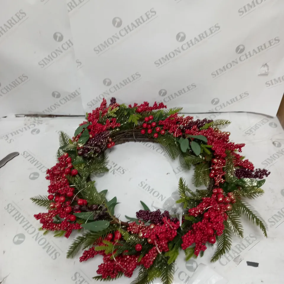 BOXED HOME REFLECTIONS 50CM PRE-LIT BERRY WREATH