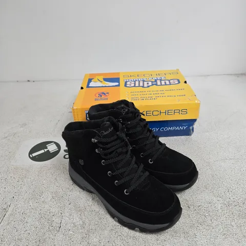 SKECHERS MEN'S BLACK BOOTS SIZE 8