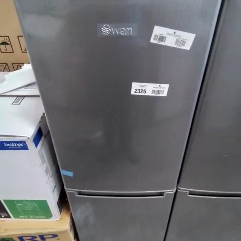 BOXED SWAN SR15690S 48CM WIDE, 50/50 SPLIT FRIDGE FREEZER - SILVER