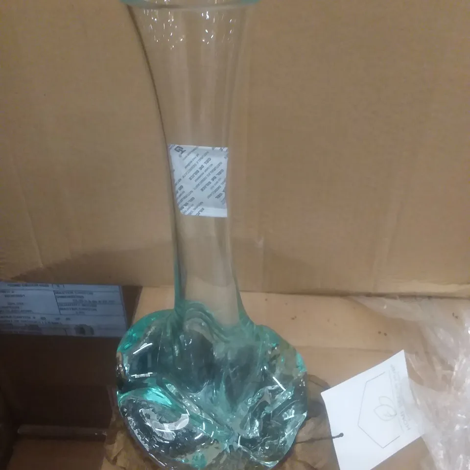 BRAND NEW BOXED x4 GLASS VASE WITH STAND 