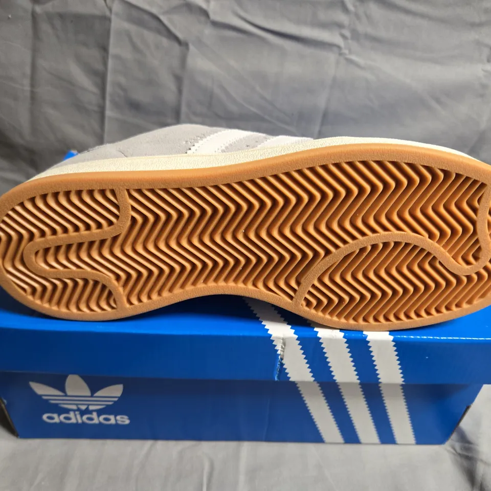 BOXED PAIR OF ADIDAS CAMPUS 00'S TRAINERS UK SIZE 6