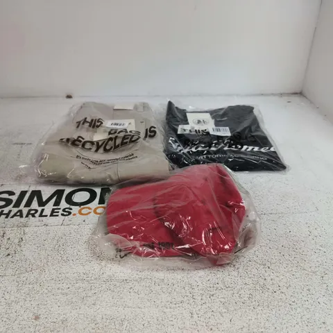 BOX OF APPROXIMATELY 25 ASSORTED CLOTHING ITEMS TO INCLUDE CROPPED FIT ALFA ROMEO T SHIRT, RED CLASSIC CAP ETC