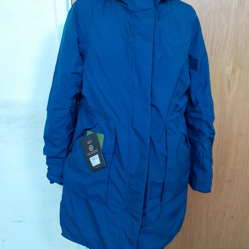 REGATTA WATERPROOF AND BREATHABLE PUFFED COAT IN BLUE SIZE 14