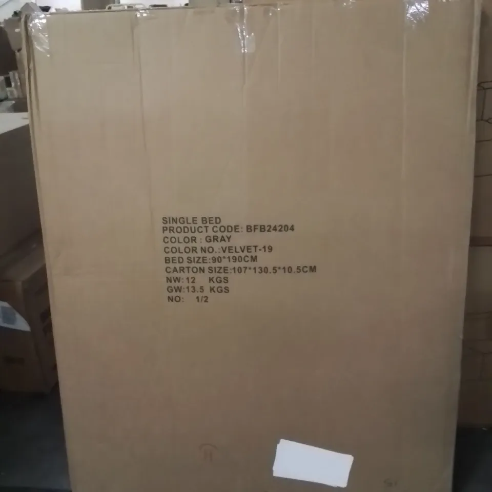 BOXED CORWIN GREY VELVET 180CM SUPERKING OTTOMAN STORAGE BED FRAME (2BOXES)