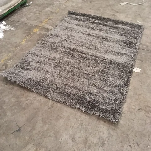 QUALITY DESIGNER AREA RUG - APPROXIMATELY 225CM X 162CM