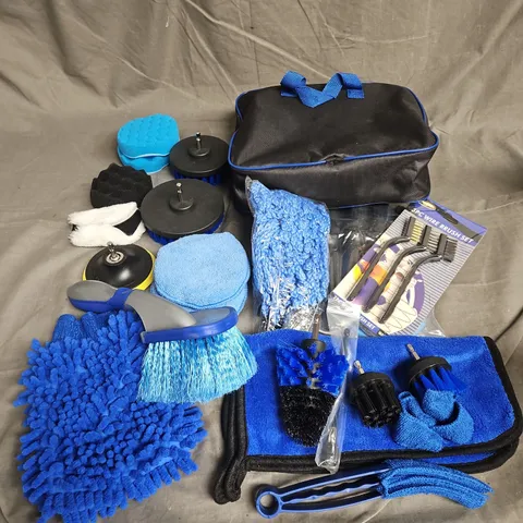 APPROIMATELY 15 ASSORTED VEHICLE CLEANING ACCESSORIES