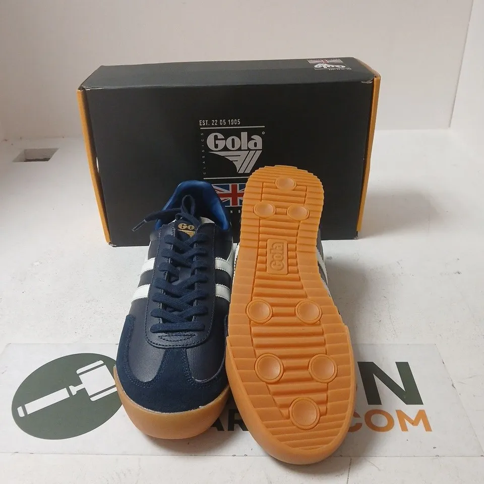 GOLA EUROPA LEATHER TRAINERS – NAVY/WHITE, UK 8 (US 9, EUR 42) – BOXED