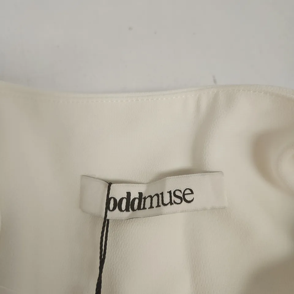 ODDDMUSE THE ULTIMATE MUSE PEARL TRIM WRAP MINI DRESS – WHITE, SIZE L