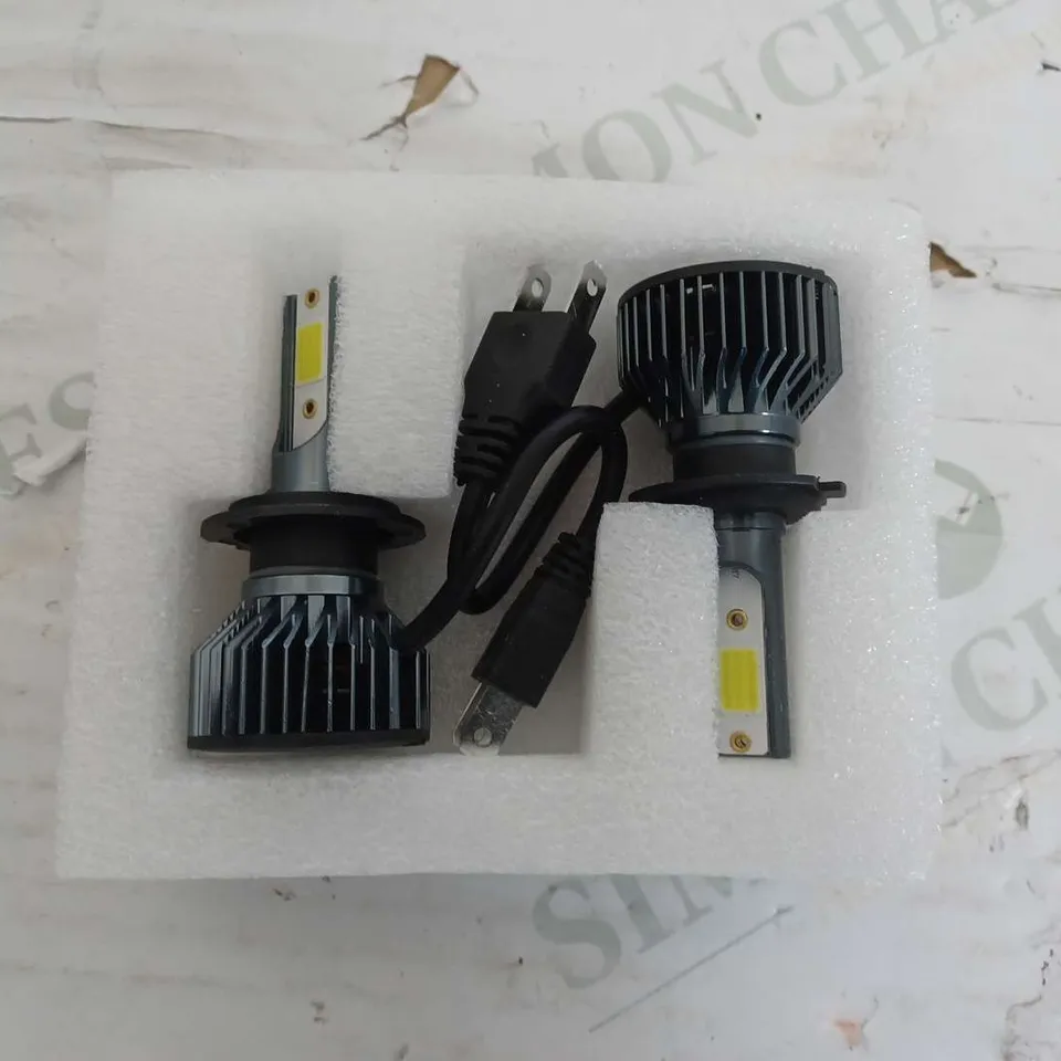 SET OF LED HEADLIGHTS 