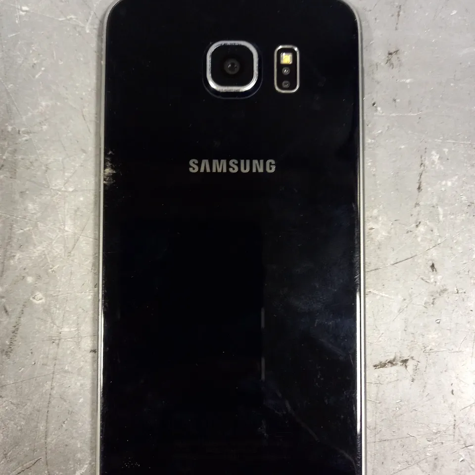 SAMSUNG GALAXY S6 SMARTPHONE 