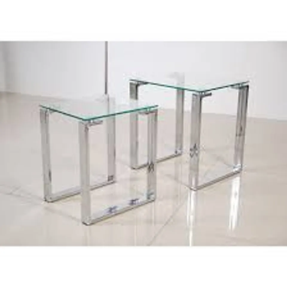 BOXED DESIGNER MORGAN NEST OF 2 TABLE SET IN SILVER - 55X50X50CM - 51X42X42CM 