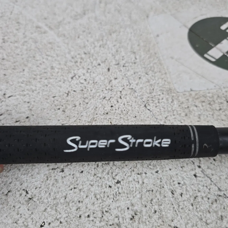 GOLF IRON WITH KBS TOUR GRAPHITE 70 SHAFT & SUPERSTROKE GRIP