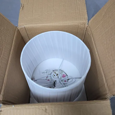 WHITE CYLINDRICAL PLEATED LAMPSHADE