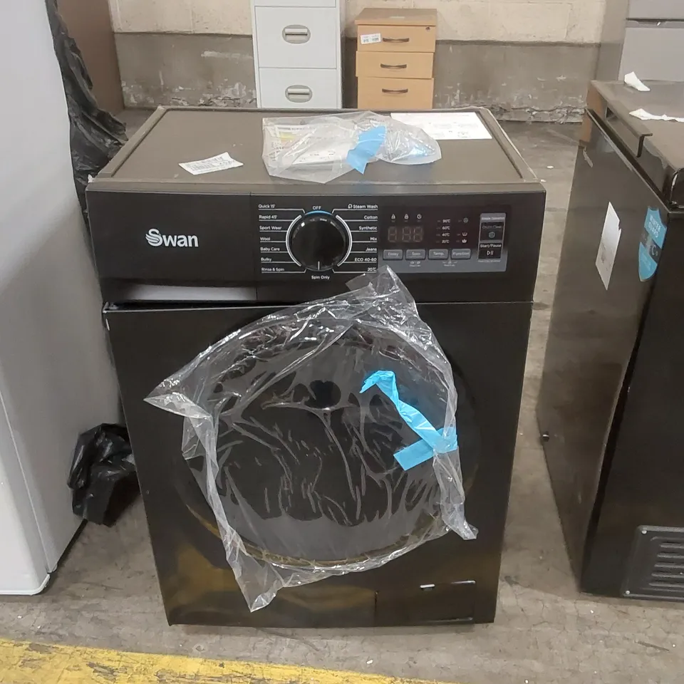 SWAN 8KG 1400 SPIN FREESTANDING WASHING MACHINE - BLACK