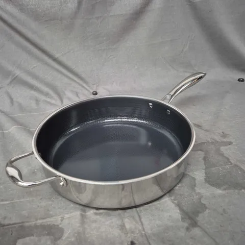 5.5 QT DEEP SAUTÉ PAN WITH LID