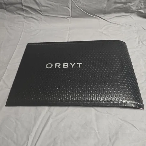 APPROXIMATELY 200 ORBYT BLACK BUBBLE MAILER ENVELOPE – SELF-SEAL