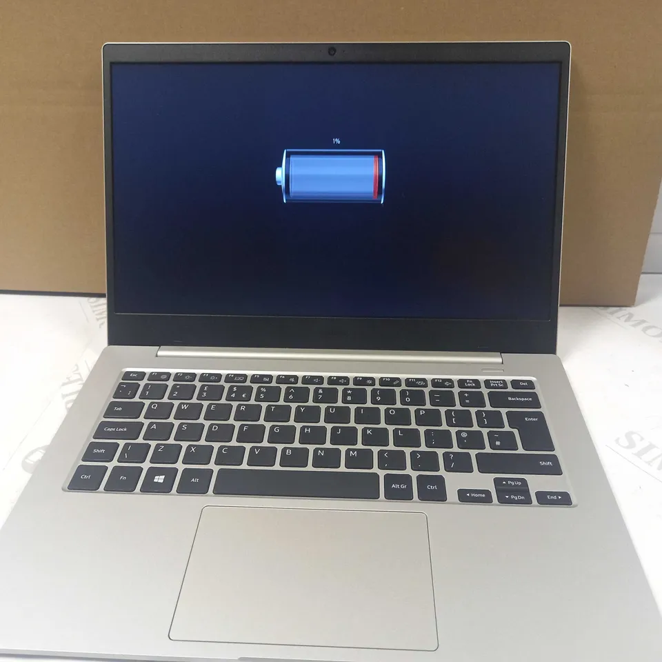 SAMSUNG GALAXY BOOK GO 14" LAPTOP FHD, QUALCOMM 7C, 4GB RAM, 128GB SSD RRP £369