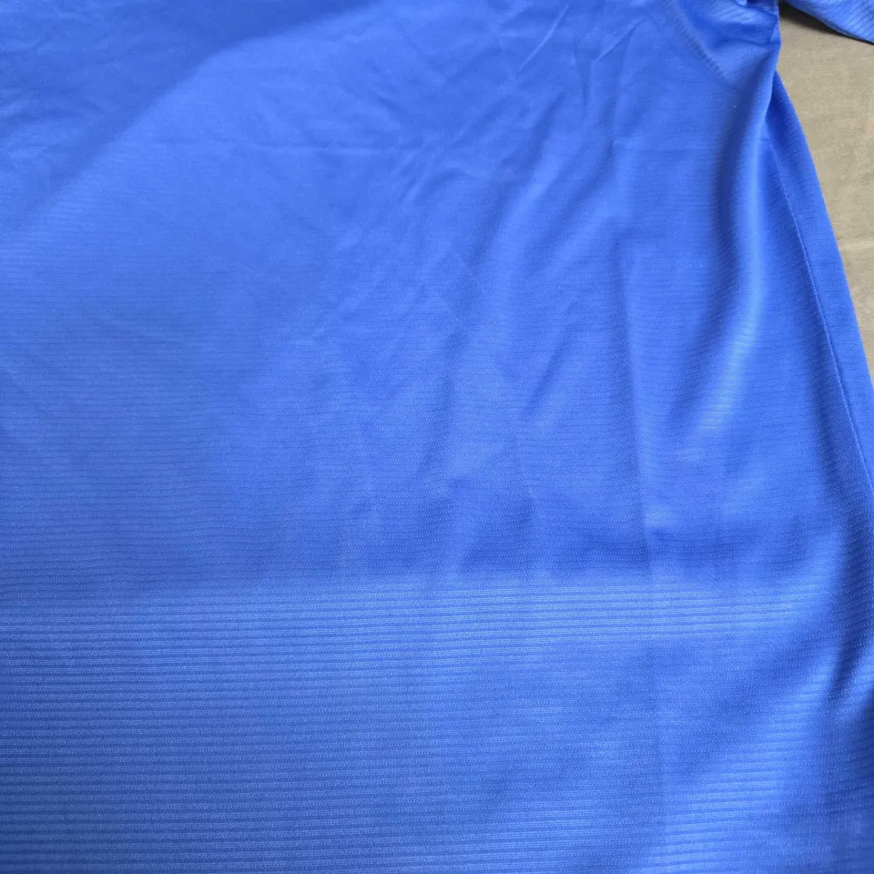 NEW BALANCE RUNNING TOP IN BLUE SIZE M