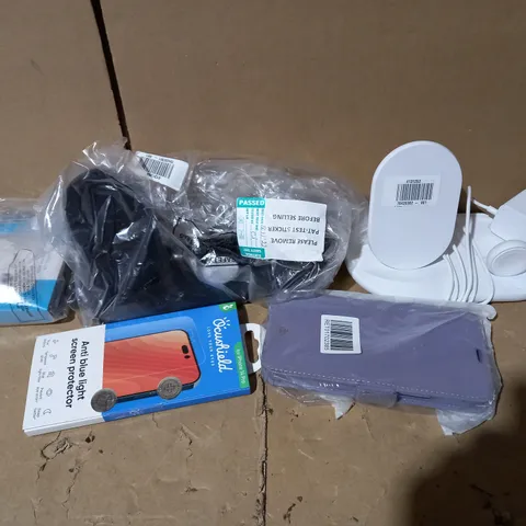 BOX OF APPROXIMATELY 5 ASSORTED HOUSEHOLD ITEMS TO INCLUDE OCUSHIELD ANTI-BLUE LIGHT SCREEN PROTECTOR, DESIGNER PHONE CASE, ETC