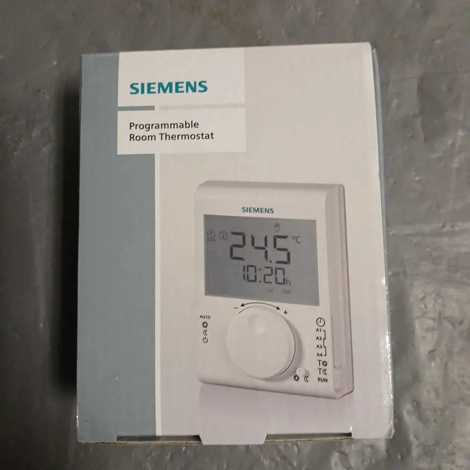 BOXED SIEMENS PROGRAMMABLE ROOM THERMOSTAT