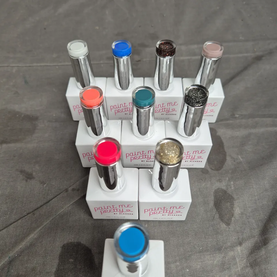 LOT OF 10 PAINT ME PRETTY BY ALEASHA GEL NAIL VARNISH - ASSORTED COLOURS - 20ML