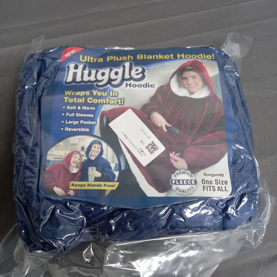 HUGGLE ULTRA PLUSH BLANKET HOODIE 