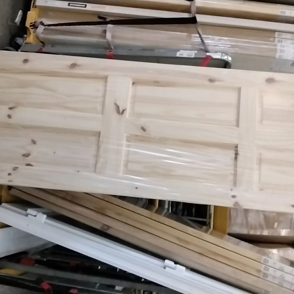 KNOTTY PINE 6 PANEL INTERNAL DOOR 726 × 2040MM