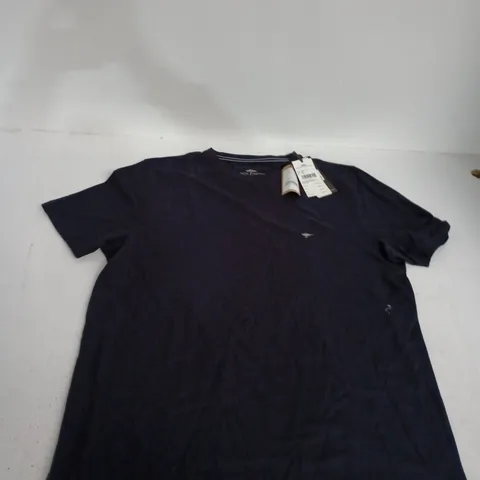 FYNCH HATTON BASIC TEE IN NAVY - LARGE