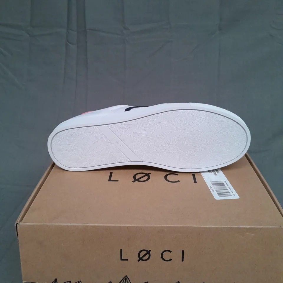 BOXED PAIR OF LOCI ORIGINS IN WHITE/RED/NAVY SIZE EU 45
