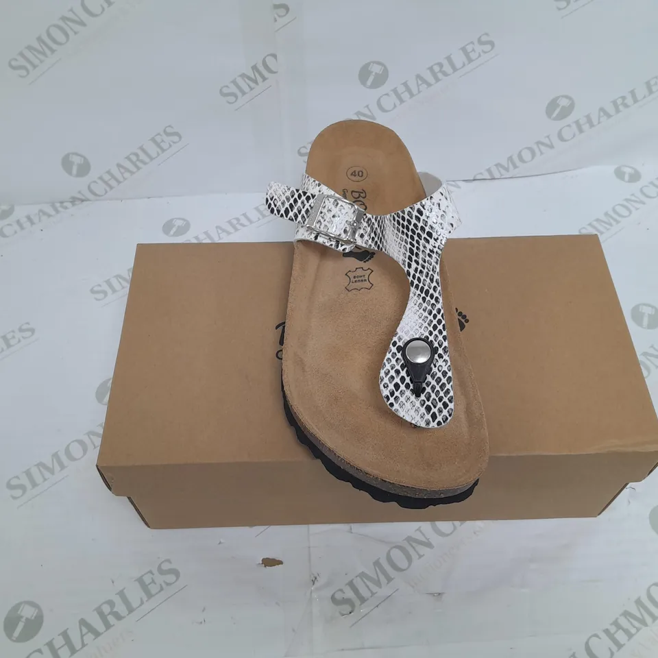 BONOVA GERMAN BIO INNOVATION OPEN TOE SANDLES ALIGATOR SIZE 40