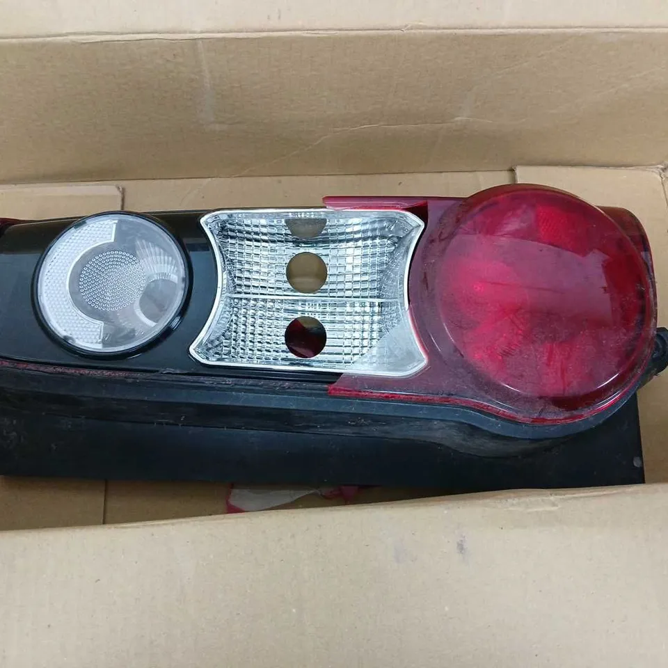 2012 CITROEN BERLINGO REAR RIGHT LIGHT