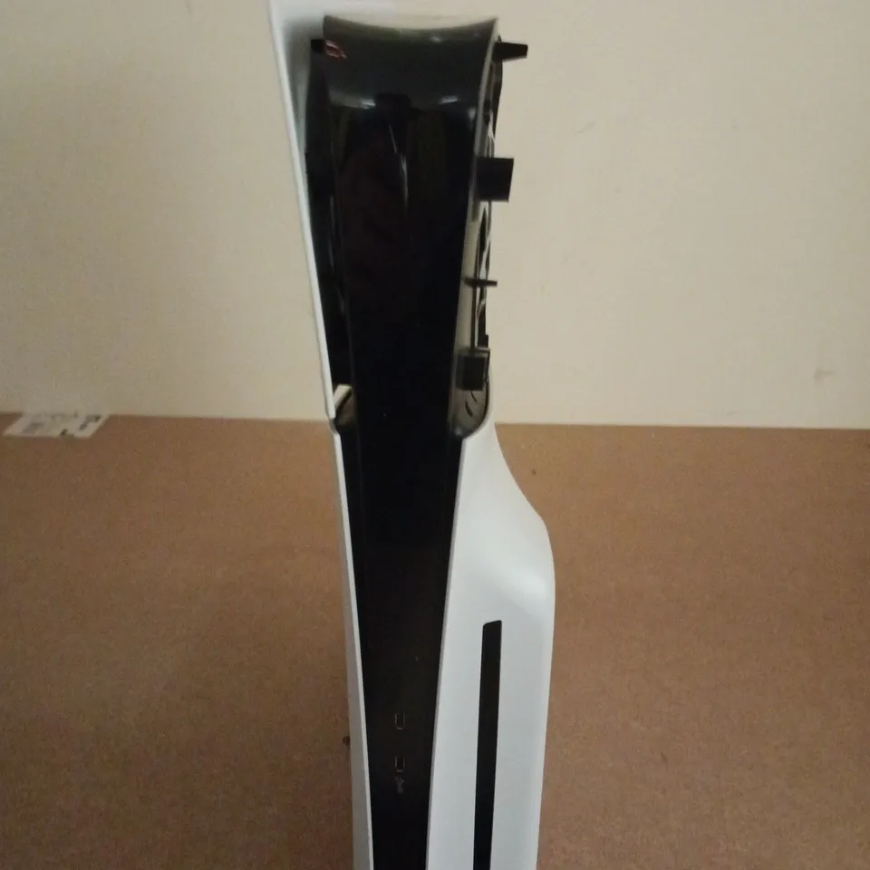 SONY PLAYSTATION 5 CONSOLE – WHITE - DISC EDITION