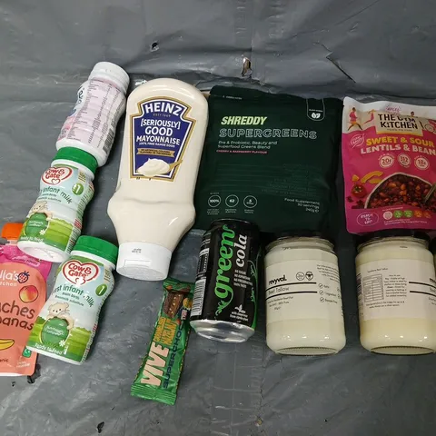 APPROXIMATELY 8 ASSORTED FOOD & DRINK ITEMS TO INCLUDE - HEINZ MAYO, SHREDDY SUPERGREENS, AND BEEF TALLOW - ETC.