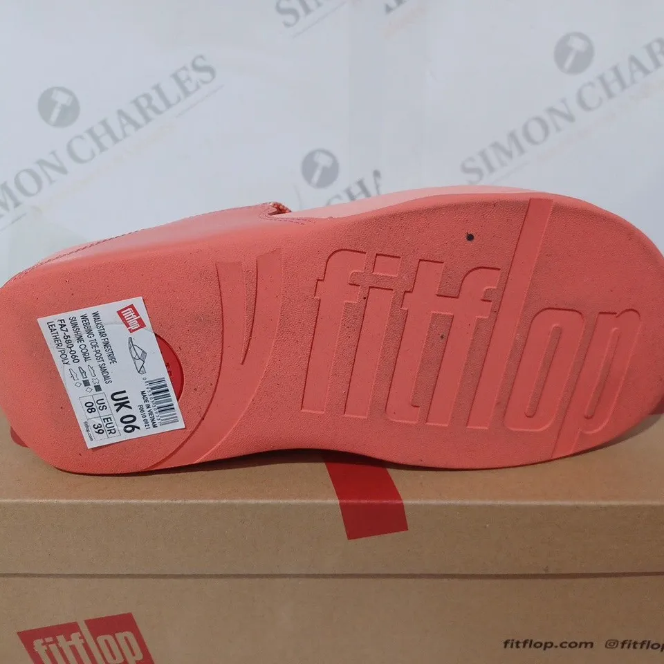 BOXED PAIR OF FITFLOP WALKSTAR TOE POST SANDALS IN SUNSHINE CORAL - UK 6