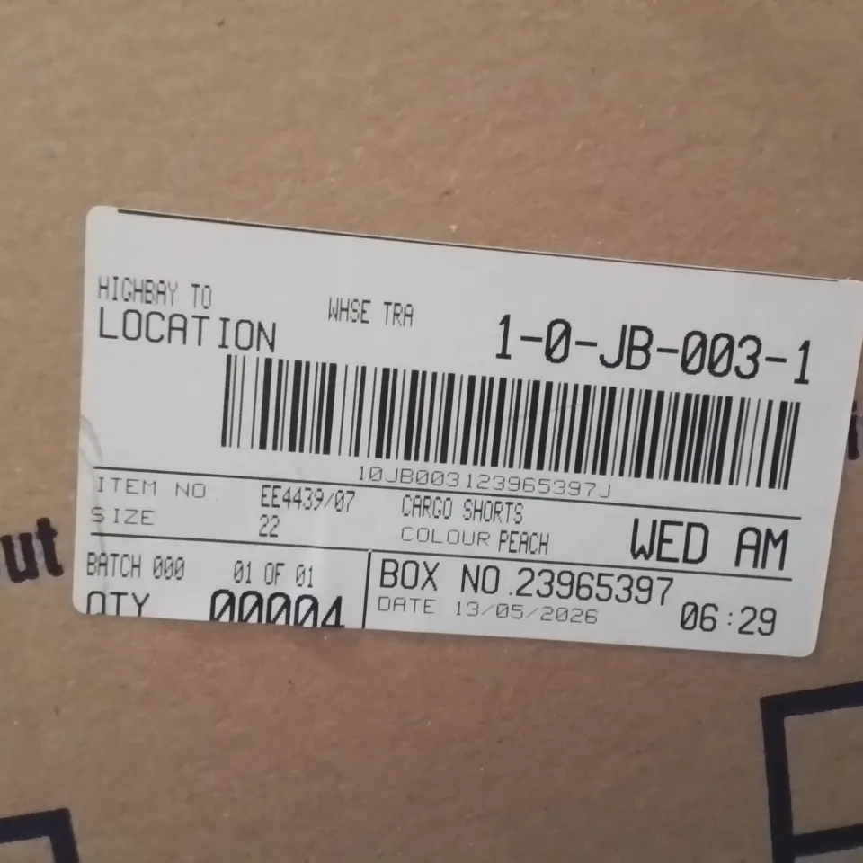 BOXED BRAND NEW APPROXIMATELY 4 JD WILLIAMS CARGO SHORTS PEACH SIZE 22