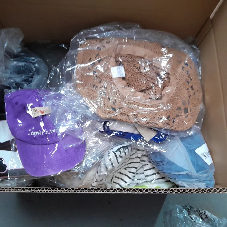 LARGE QUANTITY OF ASSORTED BAGGED CLOTHING ITEMS TO INCLUDE BRAVE SOUL, JOE BROWNS AND VERA MODA