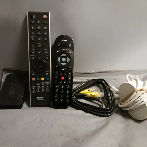 APPROXIMATELY 10 ASSORTED HOUSEHOLD ITEMS TO INCLUDE - SKY REMOTE , TOSHIBA REMOTE , ETHERNET CABLE ETC